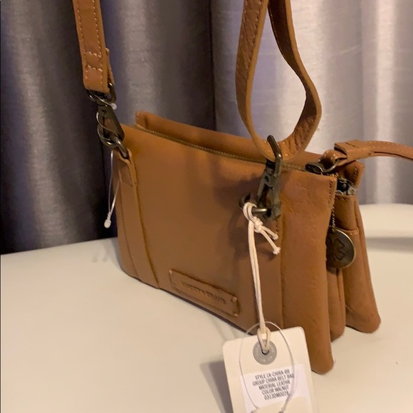 Lucky Brand Chira leather walnut bag. - Picture 4 of 8
